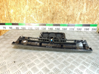 Накладка торпедо Land rover Range rover iv 2013-2021