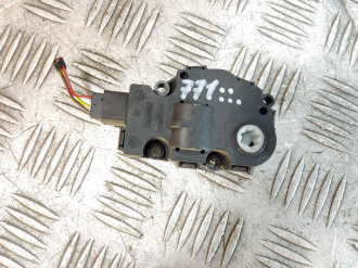 Моторчик заслонки отопителя Land rover Range rover iv 2013-2021