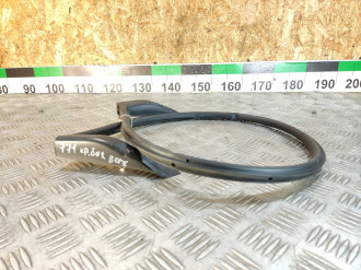 Уплотнитель багажника Land rover Range rover iv 2013-2021