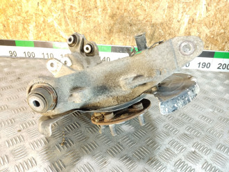 Кулак задний правый Land rover Range rover iv 2013-2021