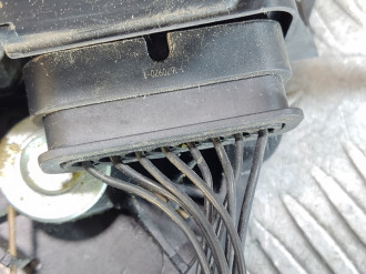 Замок двери задней правой Land rover Range rover iv 2013-2021