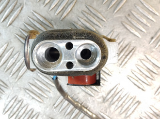 Клапан кондиционера Land rover Range rover iv 2013-2021