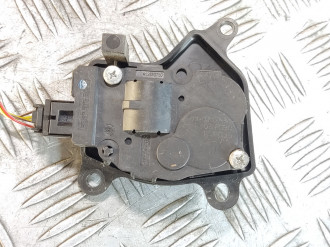 Моторчик заслонки отопителя Land rover Range rover iv 2013-2021