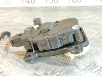 Моторчик заслонки отопителя Land rover Range rover iv 2013-2021