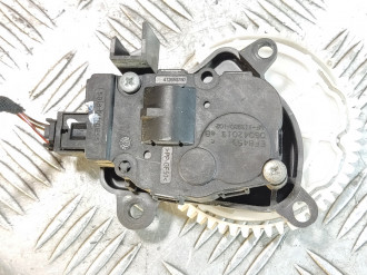 Моторчик заслонки отопителя Land rover Range rover iv 2013-2021