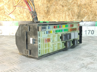 Блок предохранителей салонный Land rover Range rover iv 2013-2021