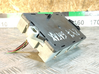 Блок предохранителей на батареи Land rover Range rover iv 2013-2021