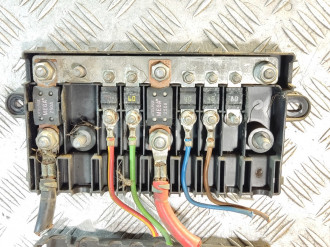 Блок предохранителей моторный Land rover Range rover iv 2013-2021