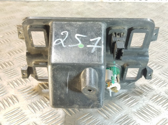 Пепельница передняя Land rover Freelander 1998-2006