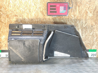 Обшивка багажника правая Land rover Range rover iv 2013-2021