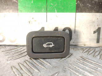 Кнопка открывания багажника Land rover Range rover iv 2013-2021