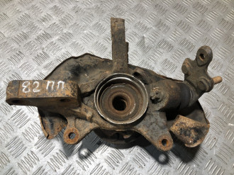Кулак поворотный передний правый Lexus Rx 1998 2003