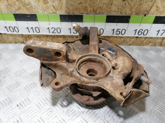 Кулак поворотный передний правый Lexus Rx 1998 2003