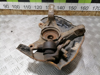 Кулак поворотный передний правый Lexus Rx 1998 2003