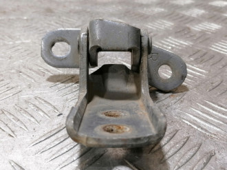 Петля двери передней правой верхняя Lexus Rx 1998 2003