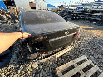 В разборе Lexus Ls 2006-2017