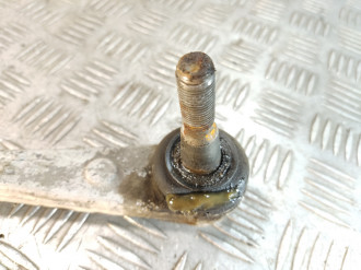 Рычаг задний поперечный правый Lexus Ls 2006-2017