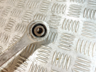 Рычаг задний поперечный правый Lexus Ls 2006-2017