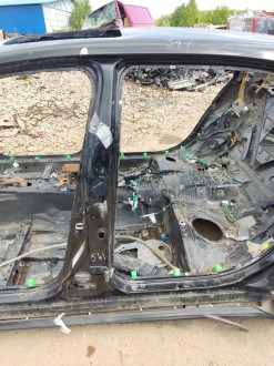 Порог со стойкой левой Lexus Ls 2006-2017