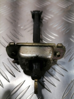 Ограничитель двери передний Lifan Solano 2010-2016