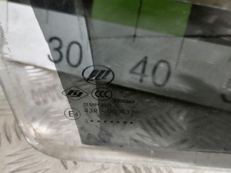 Стекло двери задней правой Lifan Solano 2010-2016