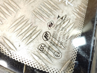 Стекло двери задней правой форточка Lifan Solano 2010-2016