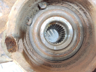 Кулак поворотный передний правый Lifan X60 2012-2021