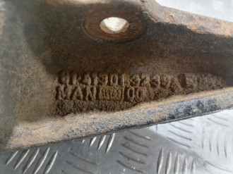 Кронштейн Man 18.284 