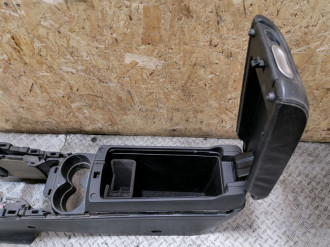 Подлокотник Mazda Cx7 2007-2012