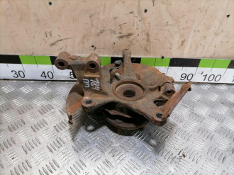 Кулак поворотный передний правый Mazda Cx7 2007-2012