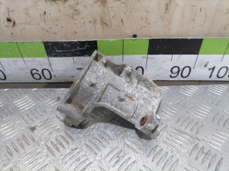 Кронштейн тнвд Mazda Cx7 2007-2012
