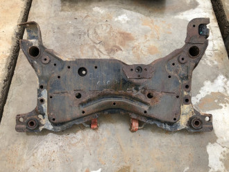 Балка подмоторная Mazda 3 BK бк