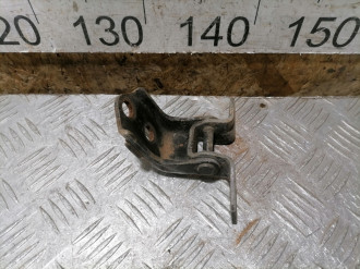 Петля двери задней левой нижняя Mazda Cx7 2007-2012