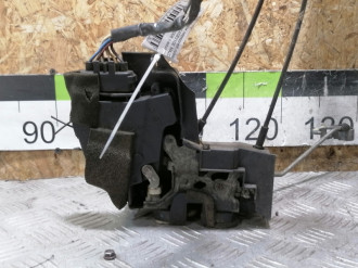 Замок двери передней правой Mazda Cx7 2007-2012