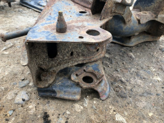 Балка подмоторная Mazda Mpv LW ЛВ