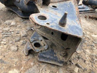 Балка подмоторная Mazda Mpv LW ЛВ