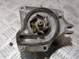 Насос водяной помпа Mazda 3 BK бк