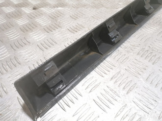 Молдинг двери передней левой Mazda Cx7 2007-2012