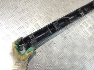 Молдинг двери передней левой Mazda Cx7 2007-2012