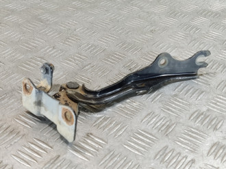 Петля капота левая Mazda Cx7 2007-2012