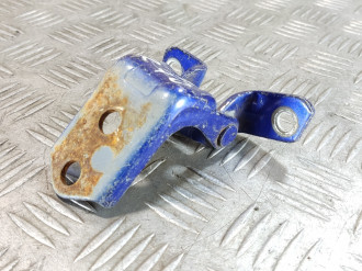 Петля двери задней правой нижняя Mazda Cx7 2007-2012