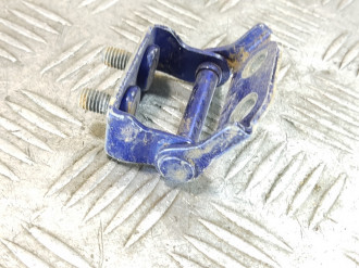 Петля багажника левая Mazda Cx7 2007-2012