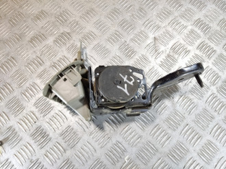 Ремень безопасности центральный задний Mazda Cx7 2007-2012