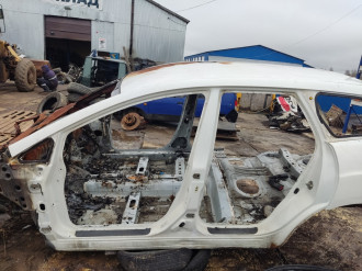 Порог со стойкой левой Mazda Cx7 2007-2012