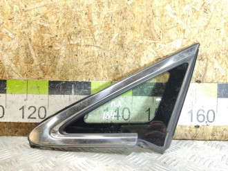 Стекло кузовное глухое переднее левое Mazda Cx7 2007-2012