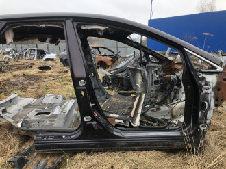 Порог со стойкой правой Mazda Cx7 2007-2012