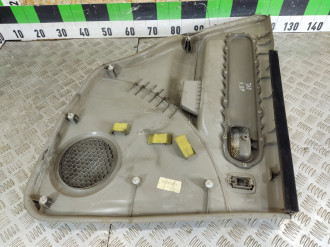 Обшивка двери задней правой Mazda Carol 2004-2009