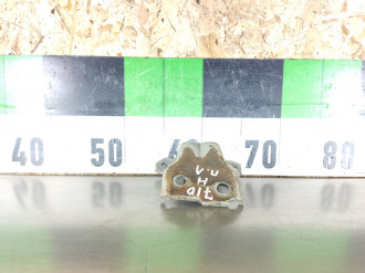 Петля двери передней левой нижняя Mazda Carol 2004-2009