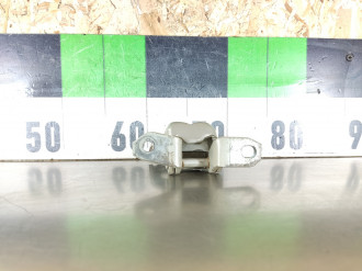 Петля двери передней правой нижняя Mazda Carol 2004-2009