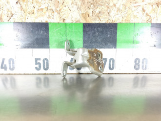 Петля двери передней правой нижняя Mazda Carol 2004-2009